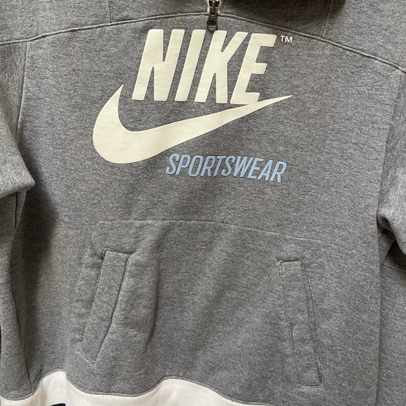 NIKE- SWEATSHIRT - Picture 2 of 6
